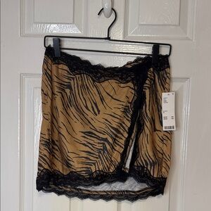 Urban Outfitters Tan and Black Lace Skirt